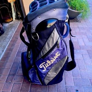 Titleist golf cart bag with shoulder strap.